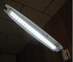 LED防犯灯ＭＫテクノ昼光色写真